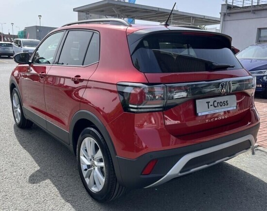 VOLKSWAGEN T-Cross Love 1.0 TSI 85 kW 6G 85 kW_2