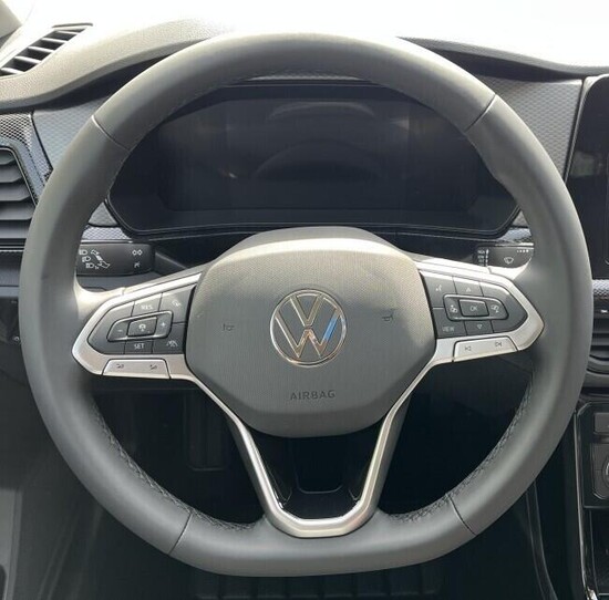 VOLKSWAGEN T-Cross Love 1.0 TSI 85 kW 6G 85 kW_5