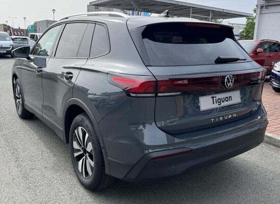 VOLKSWAGEN Tiguan Love 1,5 eTSI mHEV 110 kW_2