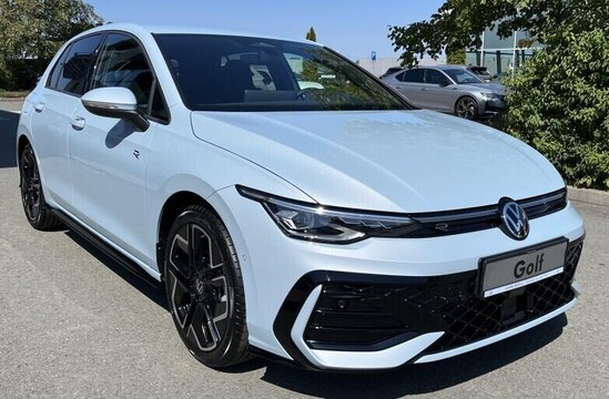 VOLKSWAGEN Golf R-Line People 1,5 eTSI mHEV 110 kW 7 DSG_4