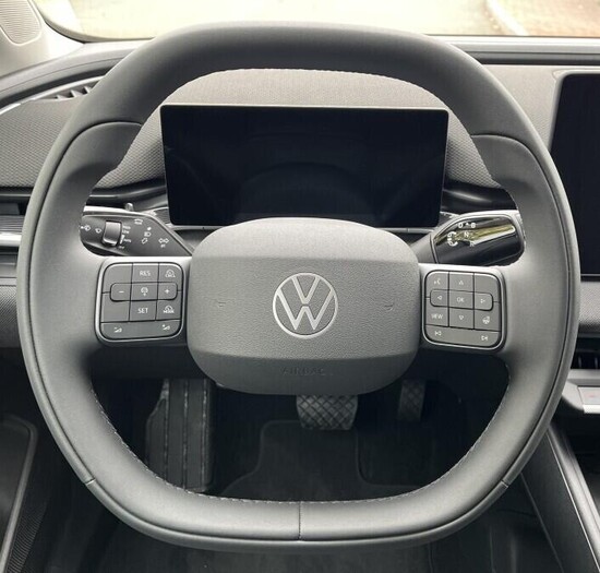 VOLKSWAGEN ID. Polo Life Launch Edition 52 kWh 45 kW_5