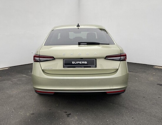 ŠKODA Superb L&K 2,0 TDI 4x4 142 kW_5