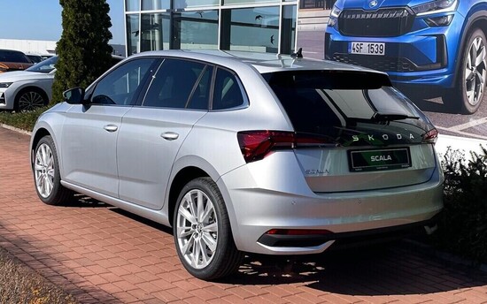 ŠKODA Scala Selection  1.0 TSI 85 kW_3