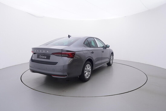 ŠKODA Octavia 130 let Selection 1,5 TSI 85kW_5