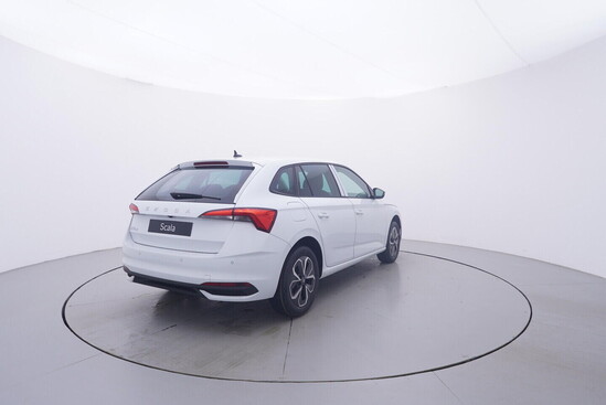ŠKODA Scala Top Selection 1.0 TSI 85 kW_5