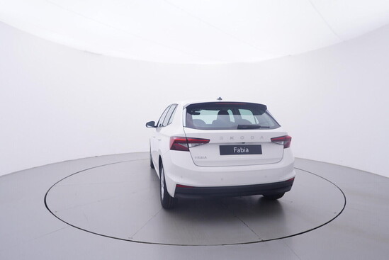 ŠKODA Fabia Selection 1.0 TSI 70 kW_4
