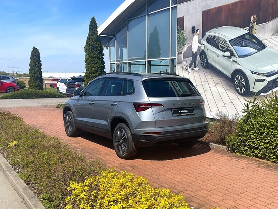 ŠKODA Karoq Selection 1,5 TSI 110 kW 6-stup. mech._3