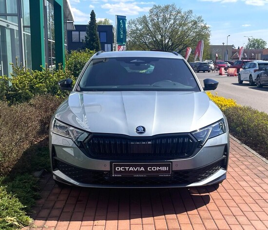 ŠKODA Octavia Combi Sportline 2,0 TDI 110 kW 7-stup. automat._5