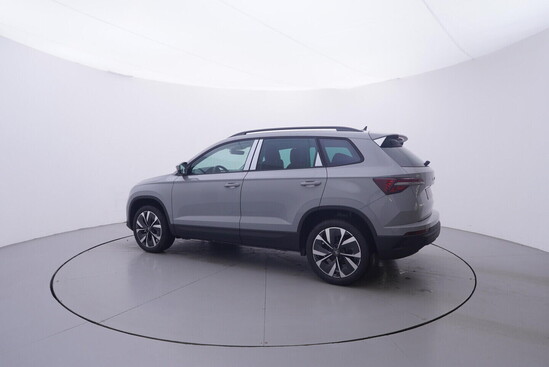 ŠKODA Karoq Dynamic 1,5 TSI 110 kW 7-stup. automat._3