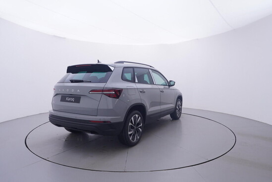 ŠKODA Karoq Dynamic 1,5 TSI 110 kW 7-stup. automat._5