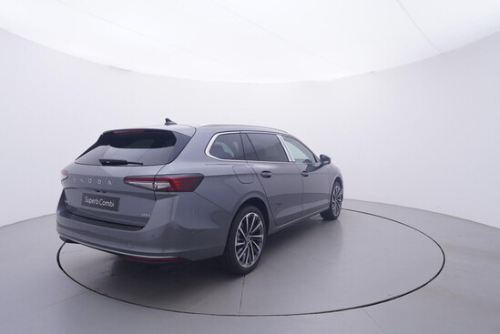 ŠKODA Superb Combi L&K 2,0 TDI 4x4 142 kW_5