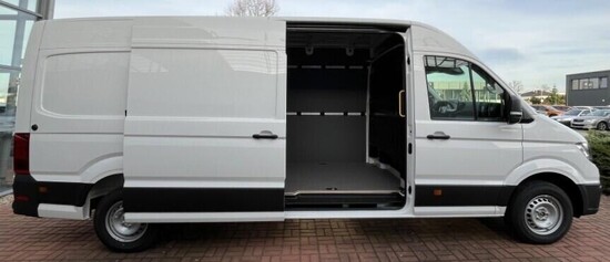 VOLKSWAGEN Crafter skříň 35 6G FWD DR 103 kW_4
