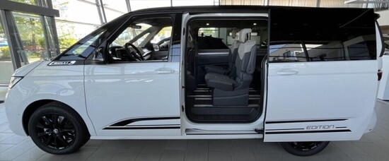VOLKSWAGEN Akční Multivan Long Life 1,5 TSI PHEV 4M DSG 180 kW_2