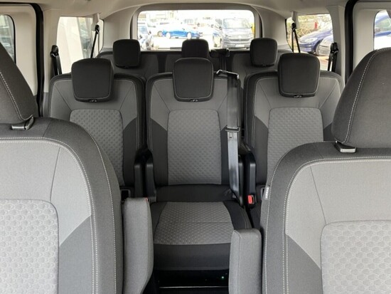 VOLKSWAGEN Caravelle Style 2.0 TDI 4MOT 8AUT DR 125 kW_5