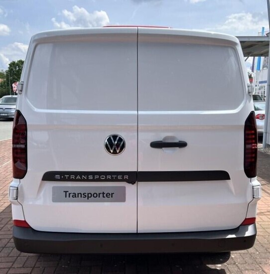 VOLKSWAGEN e-Transporter skříň KR  210 kW KR_3