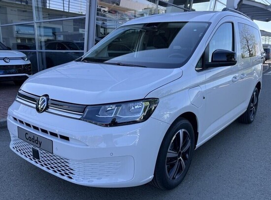 VOLKSWAGEN Akční Caddy Life 1,5 TSI PHEV 110 kW_1