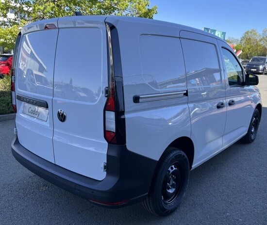 VOLKSWAGEN Akční Caddy Cargo 2,0 TDI 75 kW_3