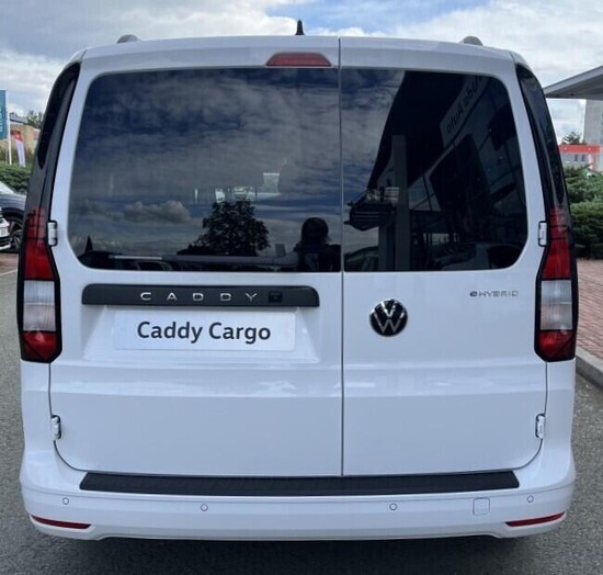 VOLKSWAGEN Akční Caddy Maxi Trend 1,5 TSI PHEV 85 kW 7 míst_3