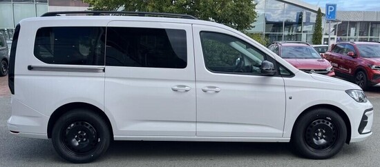 VOLKSWAGEN Akční Caddy Maxi Trend 1,5 TSI PHEV 85 kW 7 míst_4