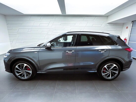 AUDI Q5 S-line 40 TDI quattro STR 150 kW_2
