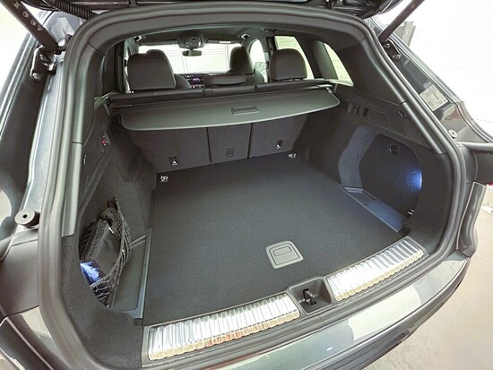 AUDI Q5 S-line 40 TDI quattro STR 150 kW_4