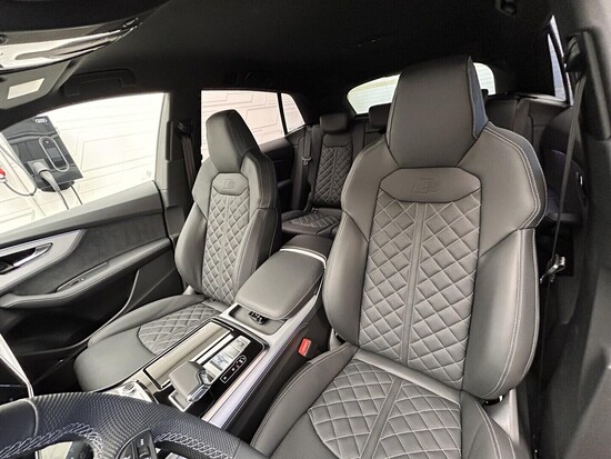 AUDI Q8 SUV  50 TDI quattro 210 kW_4