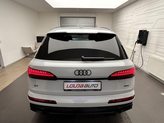 AUDI Q7 SUV S line TDI quattro 210 kW_3