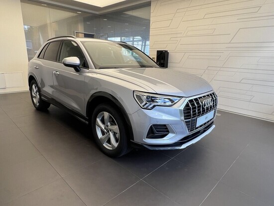 AUDI Q3 Advanced 35 TFSI 110 kW_4