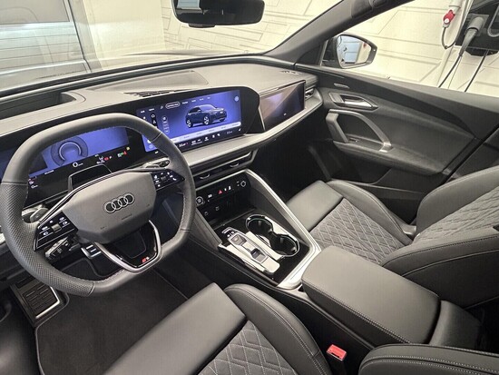 AUDI Q5 TDI quattro 220 kW_4
