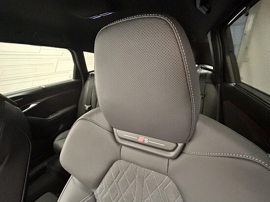 AUDI Q6 SUV e-tron quattro 315 kW_5