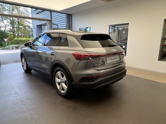 AUDI Q4 40 e-tron 150 kW_2