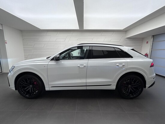 AUDI Q8 SUV TDI quattro 210 kW_2