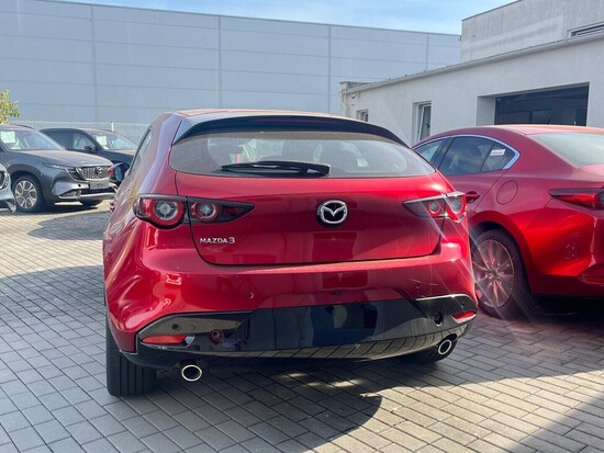 MAZDA 3 Centre-line DESI 2.5L e-SKYACTIV G 103 kW_2