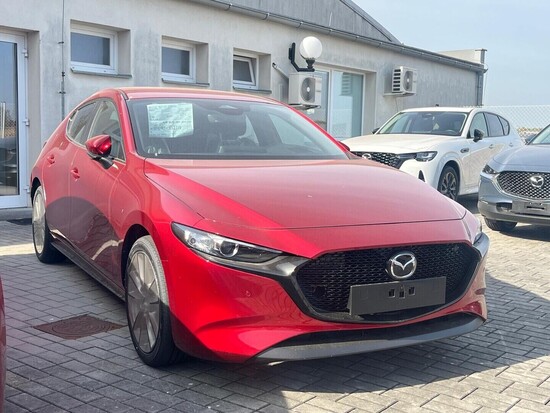 MAZDA 3 Centre-line DESI 2.5L e-SKYACTIV G 103 kW_3