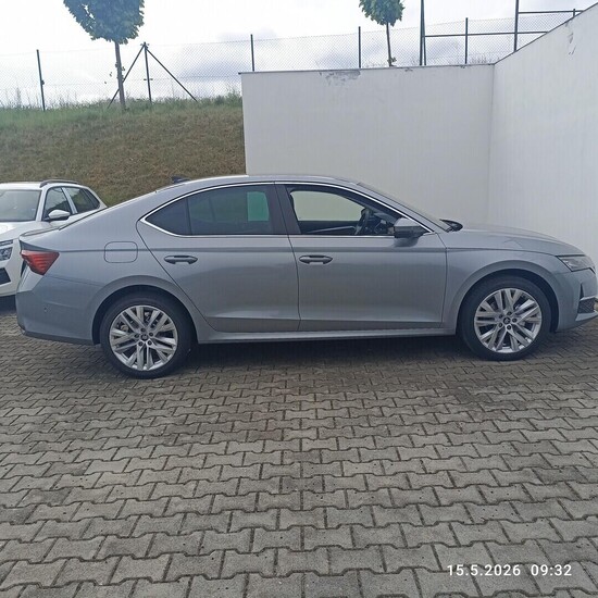 ŠKODA Octavia Exclusive Selection 2,0 TDI 110 kW 7°_5