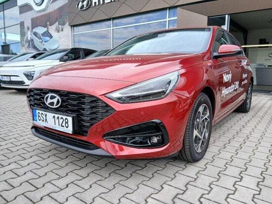 HYUNDAI i30 HB PD PE GO Czech! 1,5i 71 kW_1