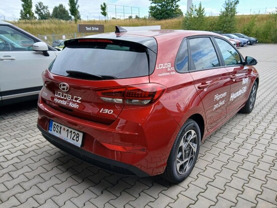 HYUNDAI i30 HB PD PE GO Czech! 1,5i 71 kW_4