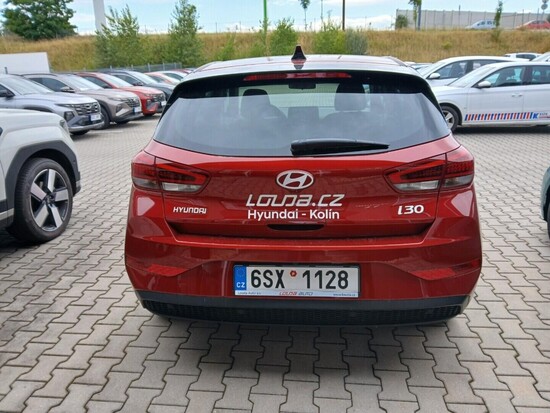 HYUNDAI i30 HB PD PE GO Czech! 1,5i 71 kW_5