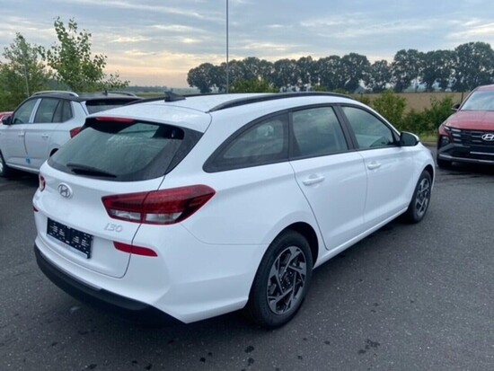 HYUNDAI i30 WG PD PE COMFORT 16  1,5 T-GDI MHEV 103 kW  _4