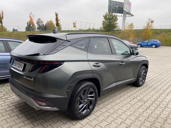 HYUNDAI TUCSON NX4 20 Years Luxury 1,6 T-GDI 118 kW_5