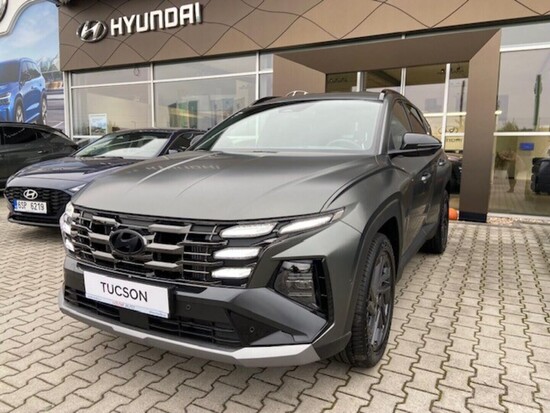 HYUNDAI TUCSON NX4 20 Years Luxury 1,6 T-GDI 118 kW_1