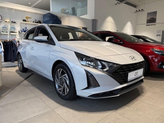 HYUNDAI I20 26 1,0 TGDI DCT GO 66 kW_3