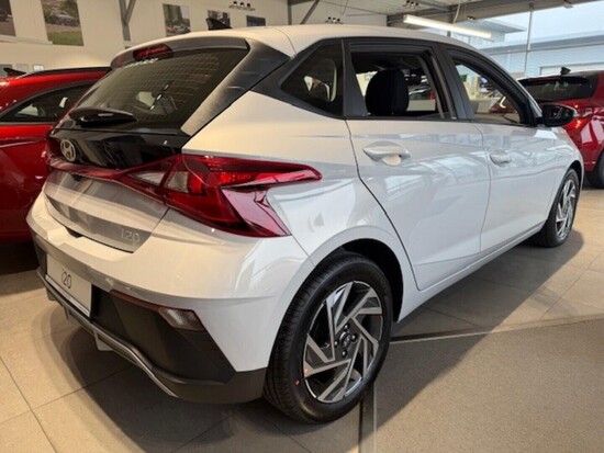 HYUNDAI I20 26 1,0 TGDI DCT GO 66 kW_4