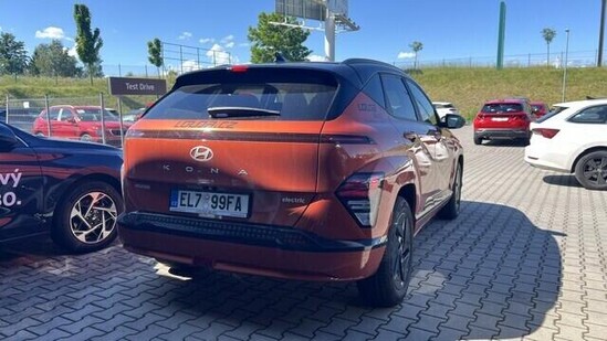HYUNDAI KONA EV SX2 Czech Edition POWER 64,8 kWh 150 kW_4