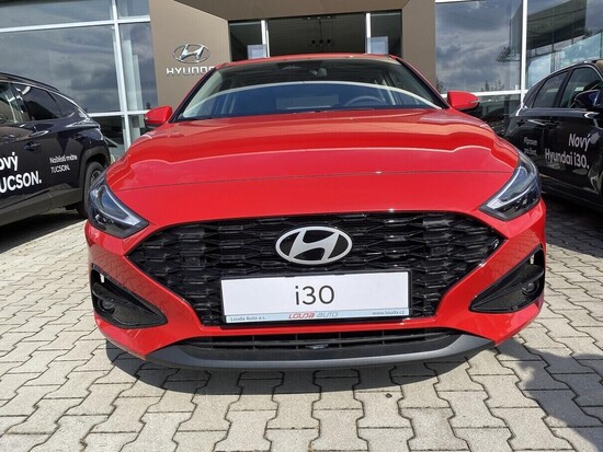 HYUNDAI i30 HB PD PE GO Czech! 1,6 T-GDI 110 kW_2
