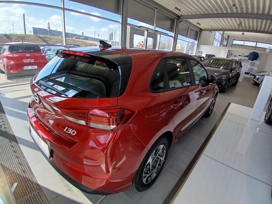 HYUNDAI i30 HB PD PE GO Czech! 1,6 T-GDI 110 kW_4