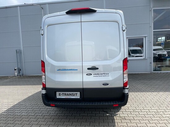 FORD E-Transit Van TREND 350 L2 198 kW 68 kWh,0 Elektromotor 198 kW_5