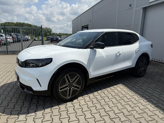FORD Elektrické  Capri Premium 77 kWh prodloužený dojezd (210 kW/286k) _2