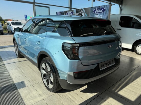FORD Elektrický Explorer Premium 77 kWh,0 PRODLOUŽENÝ DOJEZD 210 kW_4