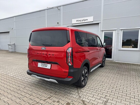 FORD Tourneo Custom Active AWD 2,0 EcoBlue 125 kW_3